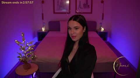cinnabellee @ myfreecams on 20231218