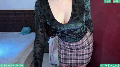 evi3_ @ myfreecams on 20231218