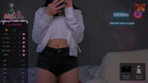 feralberry66 @ myfreecams on 20231218