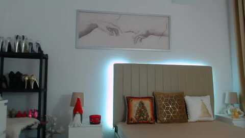 hrystina_ @ myfreecams on 20231218