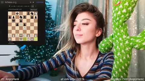 hunny_bunny25 @ myfreecams on 20231218