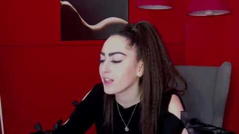 iris_brunette @ myfreecams on 20231218