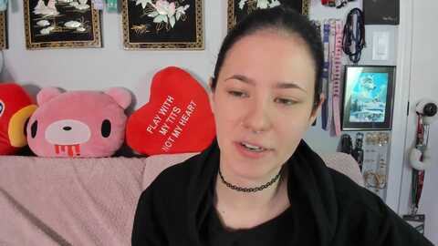 isabelle_babe @ myfreecams on 20231218