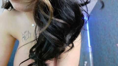 kairafantasy @ myfreecams on 20231218