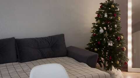 keepspark @ myfreecams on 20231218