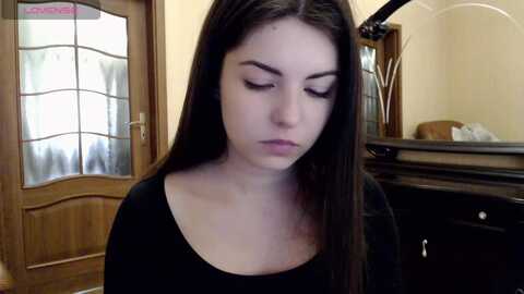 miriam_mills @ myfreecams on 20231218