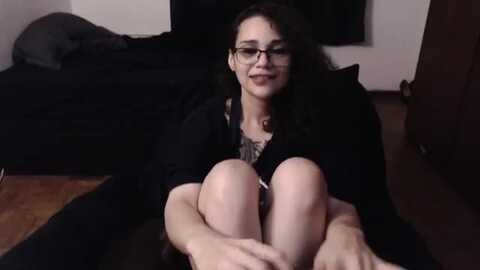 satanna @ myfreecams on 20231218