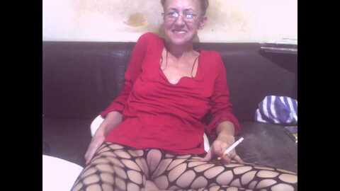 sexygeny @ myfreecams on 20231218