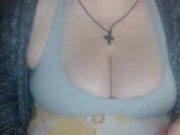 xmayaxxx @ myfreecams on 20231218