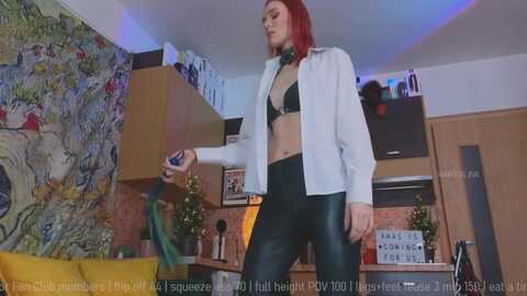 giantess_eva @ myfreecams on 20231219