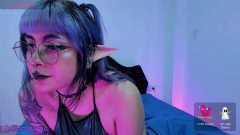 hallucigenia1 @ myfreecams on 20231219