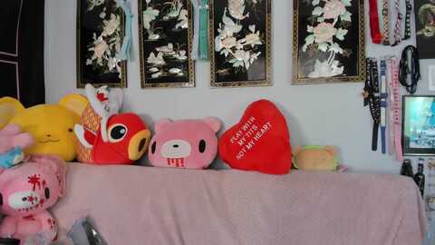 isabelle_babe @ myfreecams on 20231219