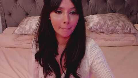 lenalively @ myfreecams on 20231219