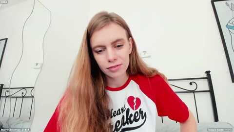 personage @ myfreecams on 20231219