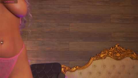 roshen_amira @ myfreecams on 20231219