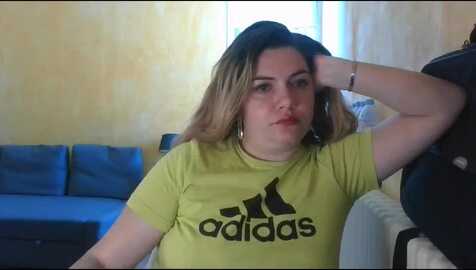 squirtylady38 @ myfreecams on 20231219