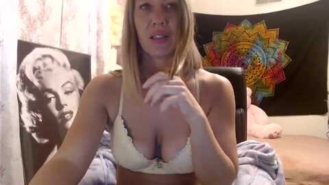 wildnnout @ myfreecams on 20231219