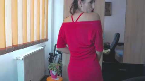 beamoonn @ myfreecams on 20231220