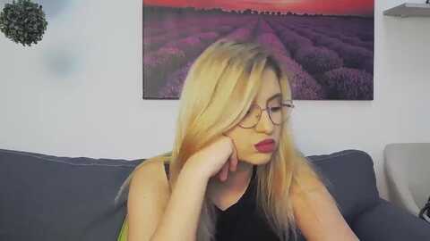 brigittew_ @ myfreecams on 20231220