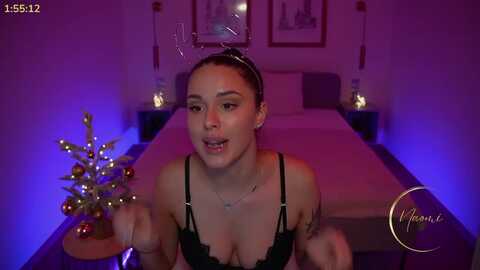 cinnabellee @ myfreecams on 20231220