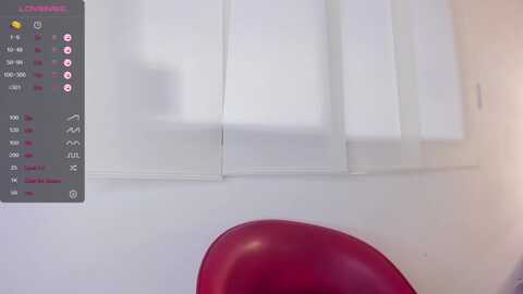 evelynowen1 @ myfreecams on 20231220