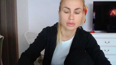 hrystina_ @ myfreecams on 20231220