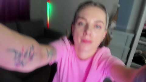 iam_sasha @ myfreecams on 20231220