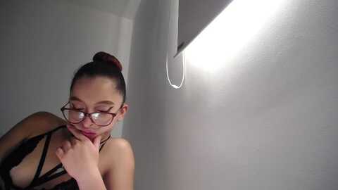 isagamboa @ myfreecams on 20231220