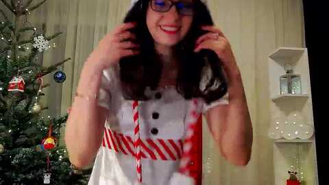 missaracely @ myfreecams on 20231220