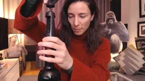 mora_marvels @ myfreecams on 20231220