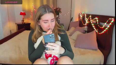 museinme @ myfreecams on 20231220