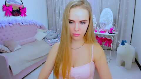 showmetheway @ myfreecams on 20231220