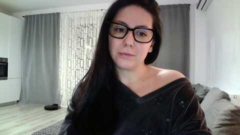 silkywoman @ myfreecams on 20231220