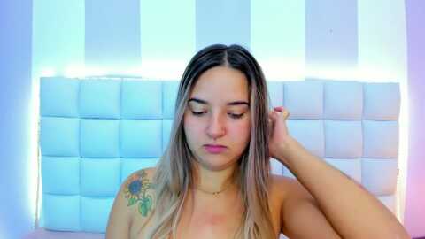 teresasroom @ myfreecams on 20231220
