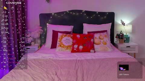 almagrace @ myfreecams on 20231221