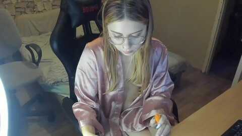 hotrella @ myfreecams on 20231221