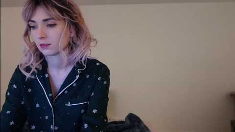 lil_blueberry @ myfreecams on 20231221