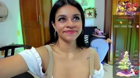 lili_cutee @ myfreecams on 20231221