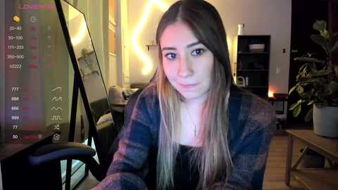 lory_babygirl @ myfreecams on 20231221