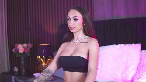 lunafit @ myfreecams on 20231221