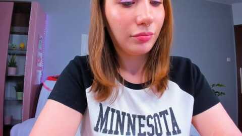 mola_kind @ myfreecams on 20231221