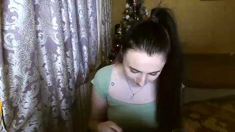 nelly_kent @ myfreecams on 20231221