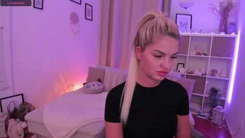 niablondie @ myfreecams on 20231221