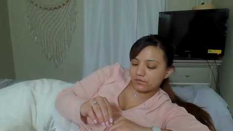 shygirl4sir @ myfreecams on 20231221