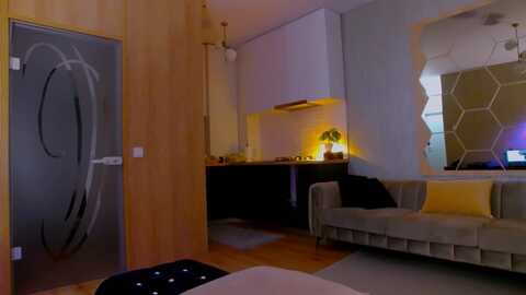 banditaa @ myfreecams on 20231222