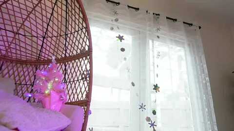 gia_xxxmas @ myfreecams on 20231222