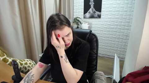 gianna_dior @ myfreecams on 20231222