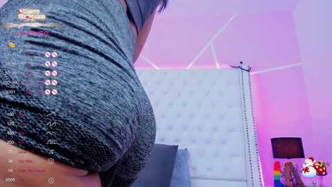 liz_ponds @ myfreecams on 20231222