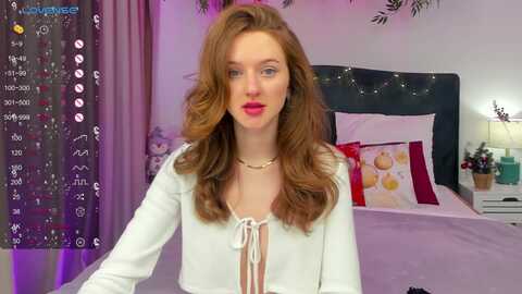 monaelisa @ myfreecams on 20231222