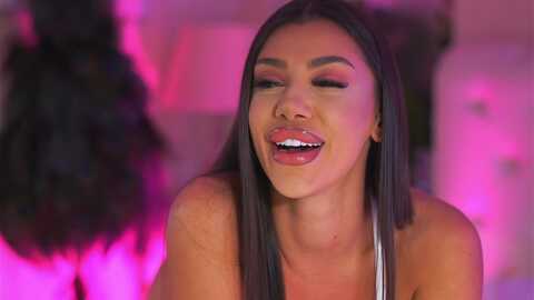 nattynatty @ myfreecams on 20231222